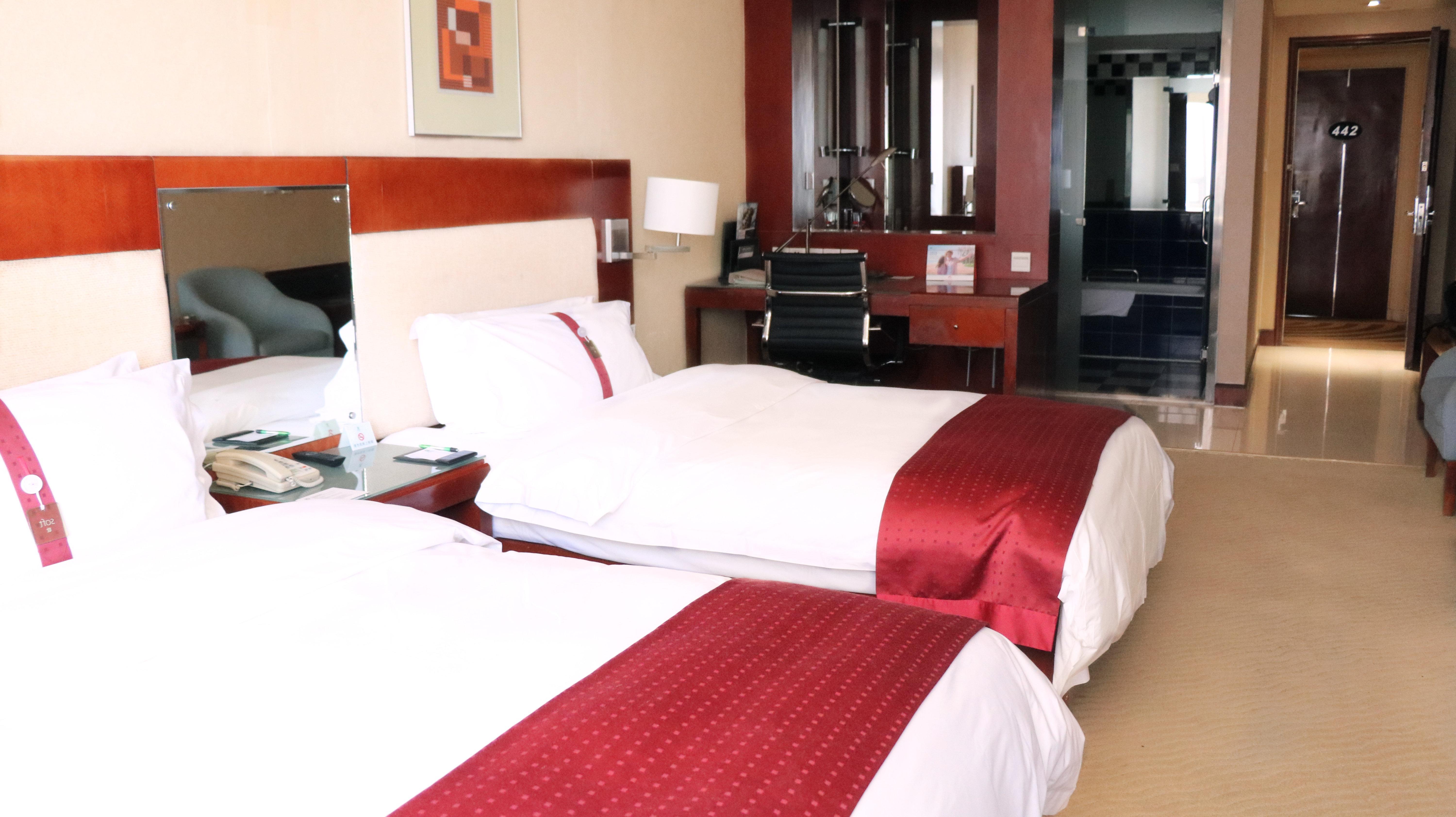 Holiday Inn Hohhot, An Ihg Hotel Εξωτερικό φωτογραφία